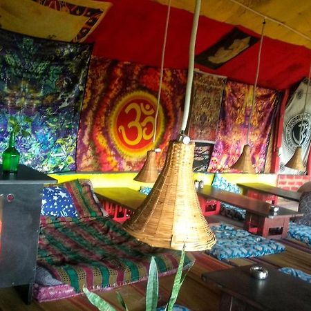 Om Shanti Om Homestay Hampi Exterior foto