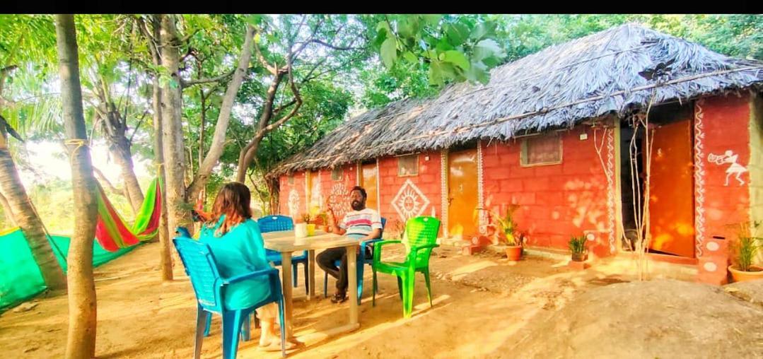 Om Shanti Om Homestay Hampi Exterior foto
